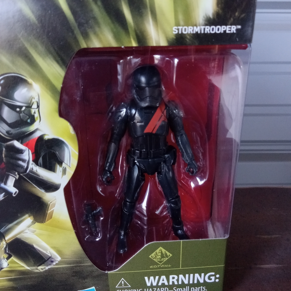 STAR WARS: *Elite Speeder Bike w/ Black Stormtrooper Pilot* 3.75" Figure - NEW - Picture 4 of 8